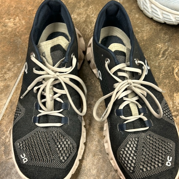 Women’s oncloud cloudtec - Picture 1 of 3